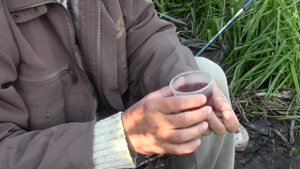 Как использовать замороженный мотыль.