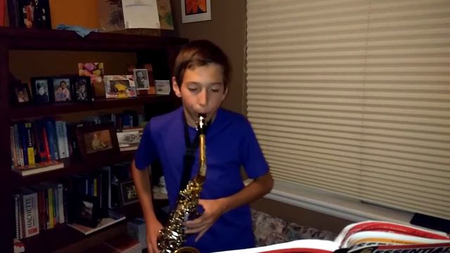 Axel Mexican Hat Dance on the Sax смотреть онлайн