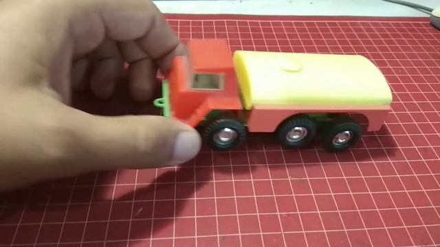 Молоковоз Ленигрушка Машинка из СССР