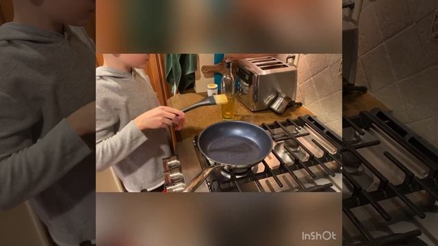 Денис готовит Омлет с Овсянкой aka Овсянкоблин 1 Января 2022 смотреть онлайн