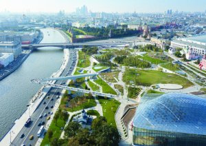 Парк Зарядье в Москве эвакуировали