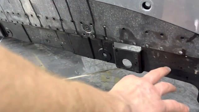 Zeekr 001 снятие переднего бампера. front bumper removal . Часть 2 смотреть онлайн