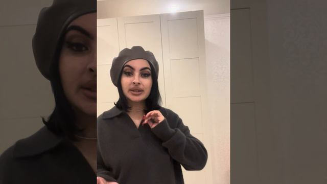 История о том как эмпату непросто жить в маленьком городе. И о моей любви к одежде…🖤 смотреть онлайн