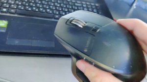 После 5 лет работы заменил аккумулятор Мышь беспроводная Logitech MX Master