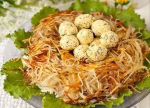САЛАТ "ГНЕЗДО ГЛУХАРЯ"