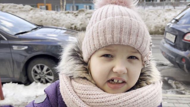 Какое видео снять для вас? Слаймы, челленджи, поедания чего-то страшного и непонятного...? Kira Sho смотреть онлайн