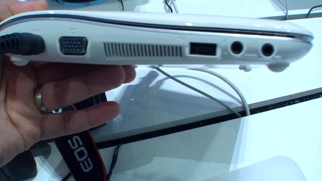 Samsung NF210 English Hands On at IFA 2010 смотреть онлайн