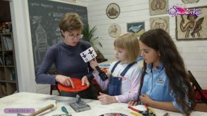 В мастерской мозаики