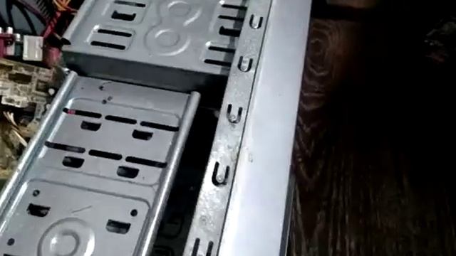 По дешману немного старого ПК железа.mp4 смотреть онлайн