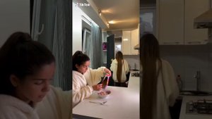 Дина + m&m 😻💖/много сладости /dina/nutella dina/дина тикток/дина саева/tiktok/kinder