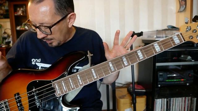 Recensione FENDER JAZZ BASS American Elite 5 corde смотреть онлайн