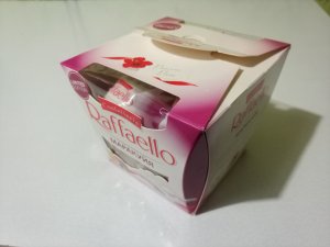 Подарочный набор конфет RAFFAELLO Маракуйя 150г [4K