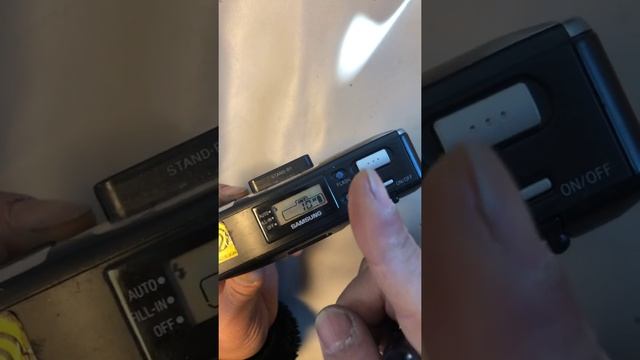 Samsung af slim af slim1 삼성 af 슬림 1 사용법 단렌즈 똑딱이 필름 넣는 법 смотреть онлайн