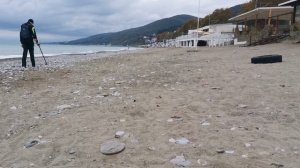 Пляжный коп с подписчиком. Море балует серебром и золотом!