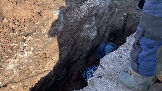 Экскаватор погрузчик MST глазами заказчика. Отзыв. Сравнение с Терекс 825
