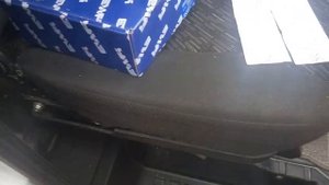 порвало переднюю крышку двс умз 4216
