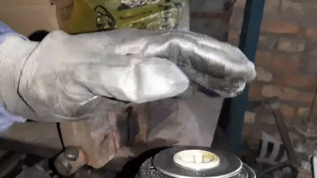 Режем масляный фильтр 
