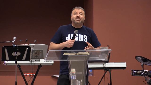 2015-05-10 - Церковь Сила Креста - Как обращаться к Господу (Игорь Багиров) смотреть онлайн