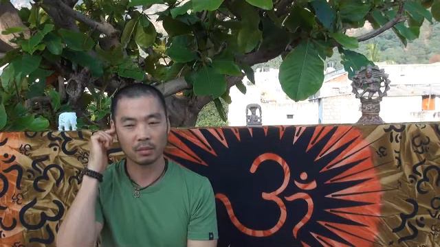 Знание не даёт тебе страдать.Утренние сатсанги с Рамой. Тируваннамалаи. смотреть онлайн