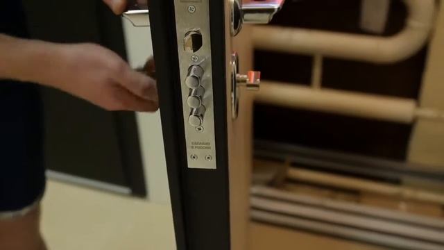 Дверь Бульдорс 44R - Обзор входной двери смотреть онлайн