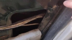 Не открывается дверь УАЗ Патриот. Заклинил замок. Решение проблемы