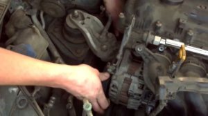 Установка генератора и замена приводного ремня KIA CEED