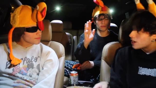 Conversation topics for thanksgiving dinner