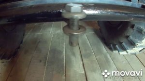 Со вмещенное прицепное устройство для болотохода