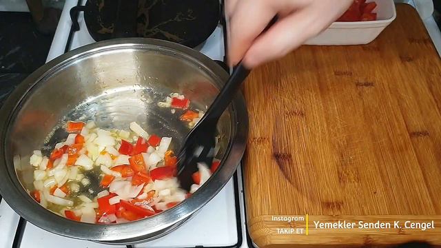 Bu KÖFTE PİLAV tarifinin tadına doyamayacaksın ve lezzetine bayılacaksın.