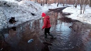 Купили резиновые сапоги