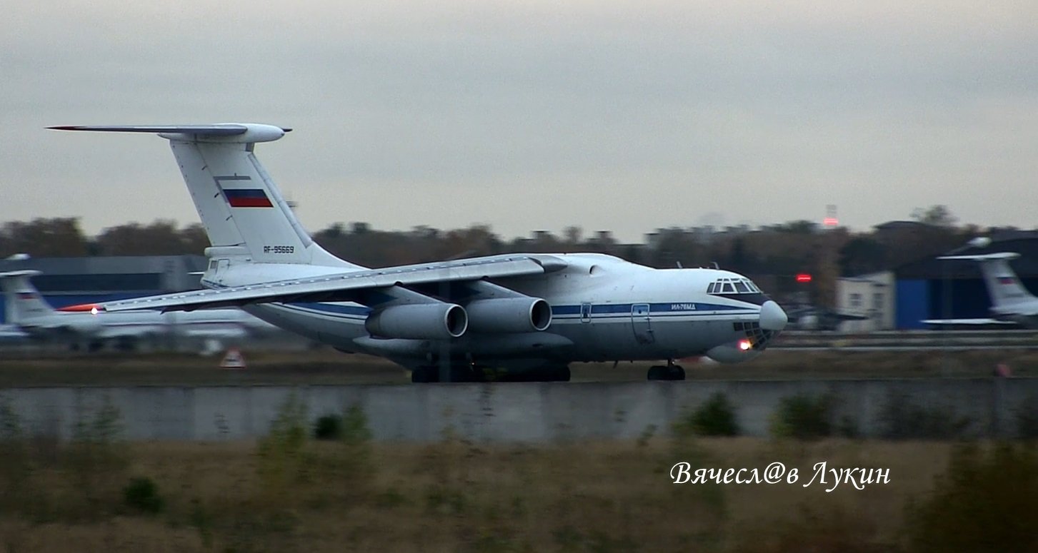 Тренировочный полёт Ил-76МД RF-95669