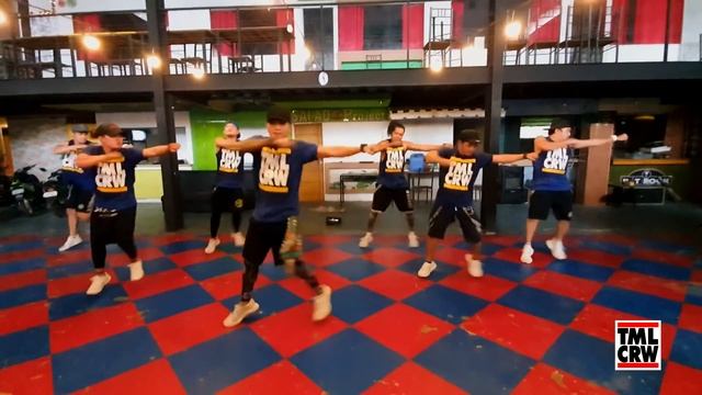 ME VUELVE LOCO by Abraham Mateo ft CNCO | Zumba | Reggaeton | TML Crew Kramer Pastrana смотреть онлайн