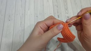 Кукла Танечка//Подробный мастер класс крючком//Часть 4//Вяжем одежду//