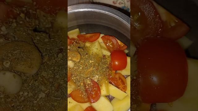 Свиные рёбрышки с овощами в афганском казане.