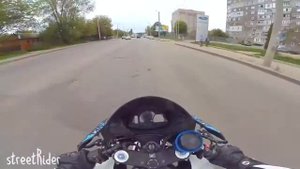Два придурка на спортбайках