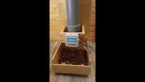 Автоматическая кормушка для средних, больших и гигантских пород собак.