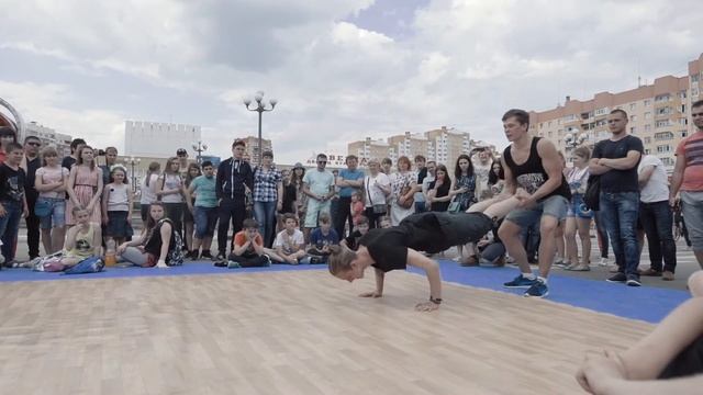 Трюконометрия 2016 Батл брейкеров и трейсеров смотреть онлайн