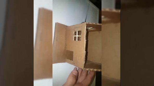 Дом сделанный своими руками, из картона, и термоклея !!! смотреть онлайн