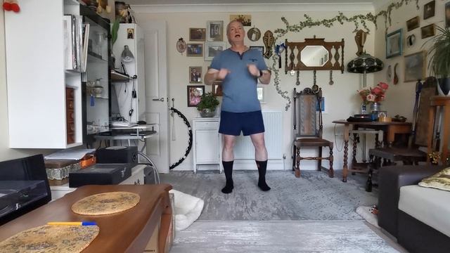 +60 plus Morning workouts !! Утренняя зарядка кому за 60 .
