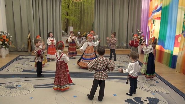 Русская народная игра "Ворон"