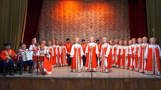 "Пряники русские". Народный коллектив хор русской песни "Россияночка"