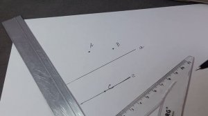 6  и 7 кл.Провести через точки не лежащие на прямой а.,прямые параллельные данной прямой-1.mp4