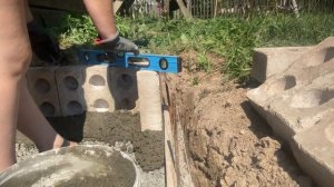 ДОРОЖКА ЖЕНСКИМИ РУКАМИ ИЗ ПРИРОДНОГО КАМНЯ / ОТМОСТКА ИЗ КАМНЯ СВОИМИ РУКАМИ