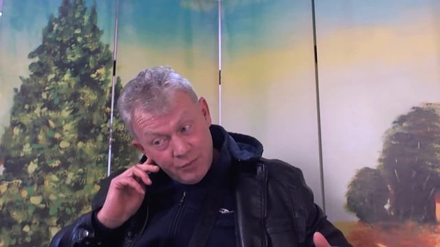 Садовник-помощник по хозяйству / РИТМ ГОРОДА смотреть онлайн