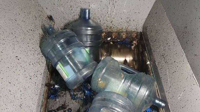 Переработка пластика одновальным шредером Атлант 800 смотреть онлайн