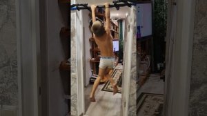 Личный рекорд, 7 лет подтягивания 30 раз.#подтягиваниянатурнике