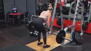 Девушки фитнес мотивация, фитоняшки, спорт, кроссфит, слушать музыку