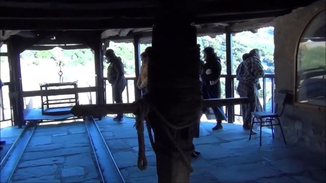 Метеоры - висящие над землей смотреть онлайн