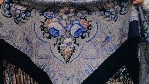 Чародейка зима. Павловопосадские платки в Минске. Алёна