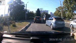 Выезд с кольца с левой полосы